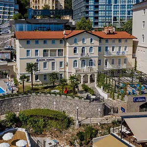Hotell Domino, Opatija